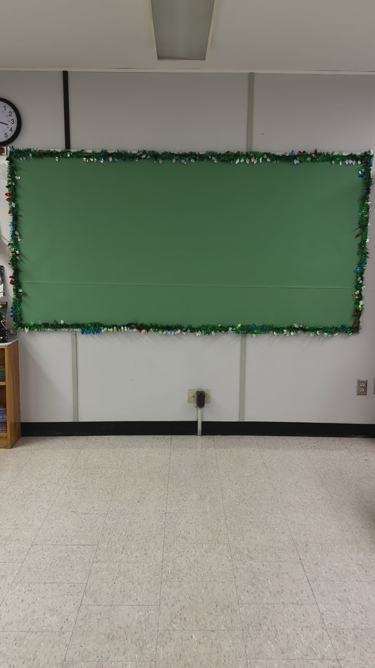 Illuminer notre classe - Noël French Christmas Bulletin Board Display